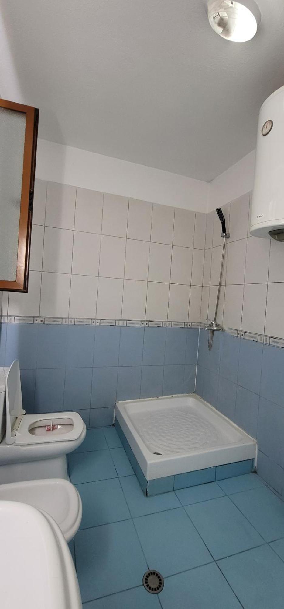 Apartment After U.S. Embassy In 地拉那 外观 照片